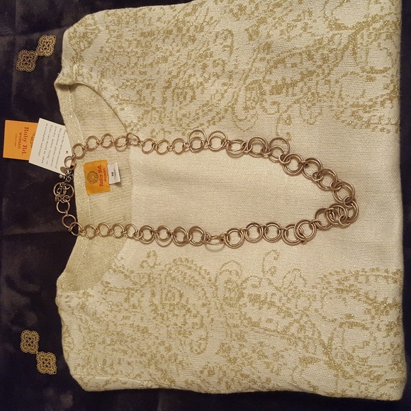 Cozy up with this fancy sweater, long sleeve - Picture 7 of 7